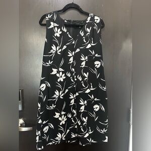Banana Republic Black and White Floral Dress